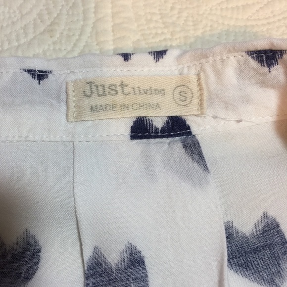 JUST LIVING | button-up top w/ roll-tab sleeves - Picture 6 of 7